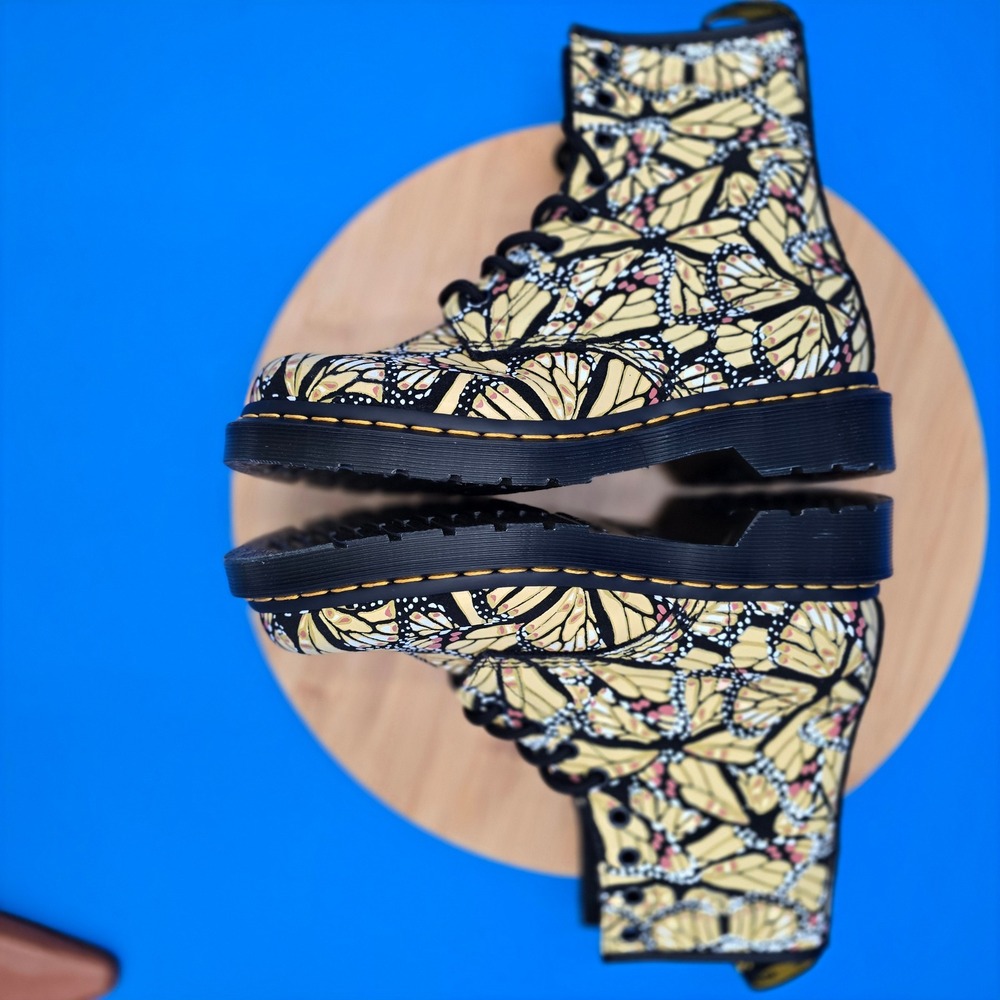Dr. Martens 1460‎ W Butterfly Print Boots US Womens Size 7 EU 38 UK 5 New NWOB - Picture 6 of 9